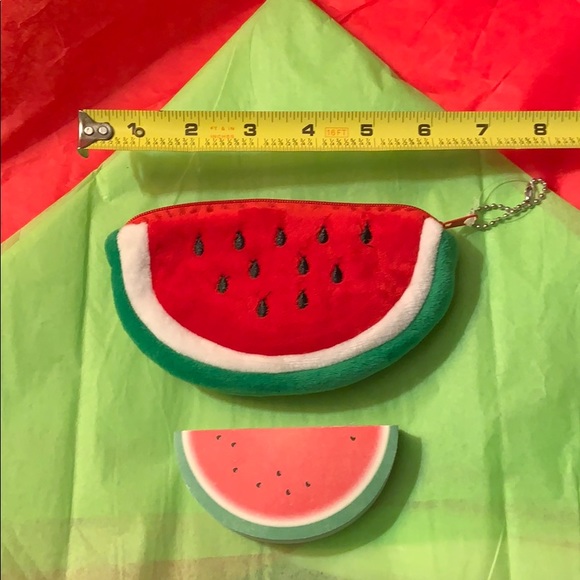 🆕🍉Watermelon Coinpurse Keychain - Picture 5 of 8